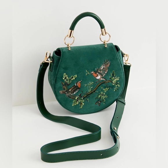 NWT Robin Love Velvet Embroidered Saddle Bag - Fern Green by Fable E… - Picture 3 of 8